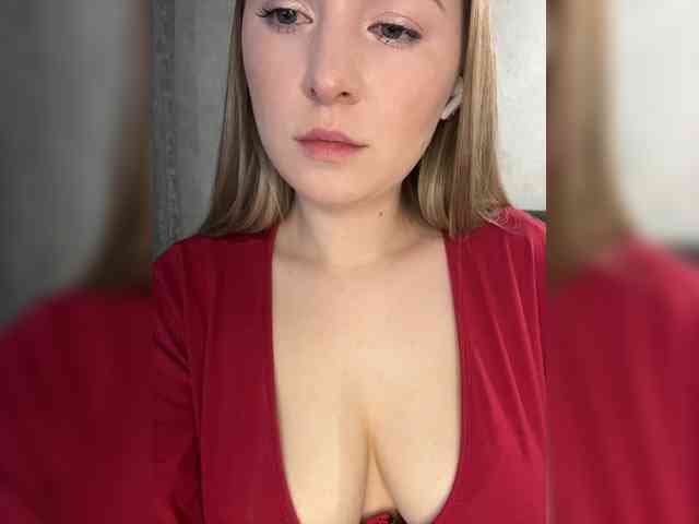 AlinaRay webcam
