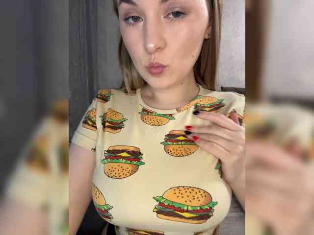 AlinaRay webcam