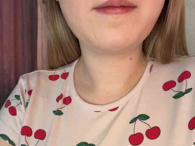 AlinaRay webcam
