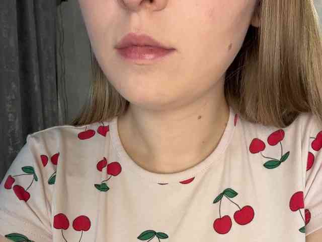 AlinaRay webcam