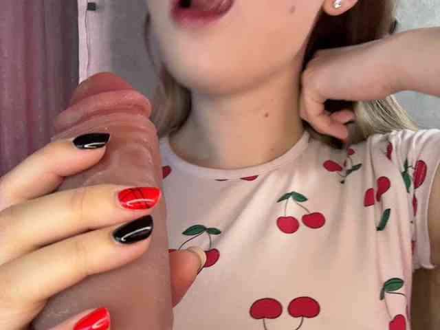 AlinaRay webcam