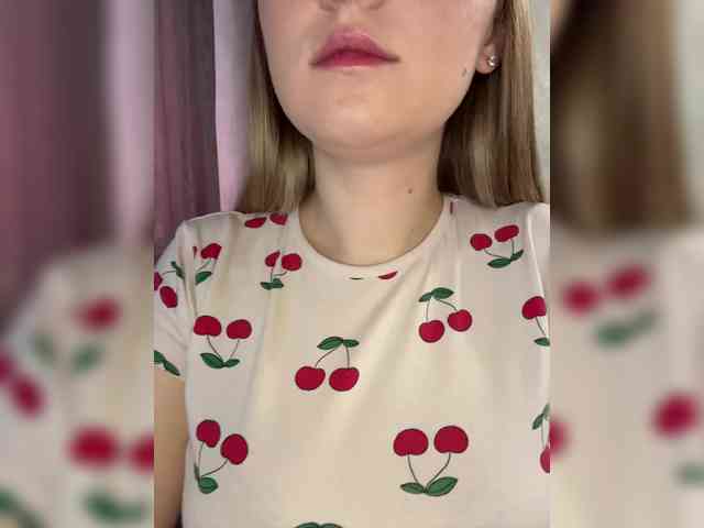 AlinaRay webcam