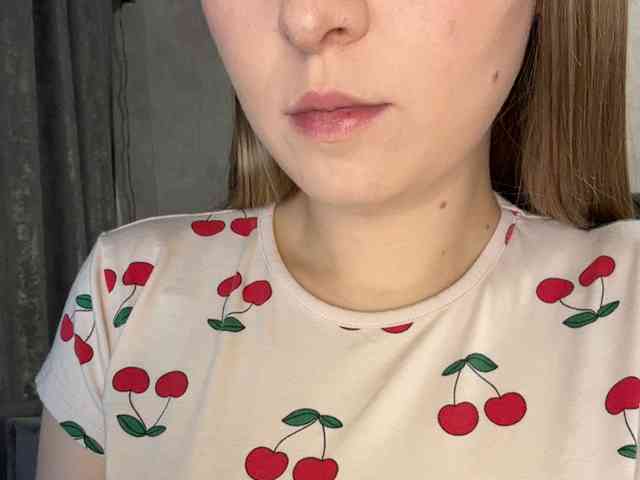 AlinaRay webcam