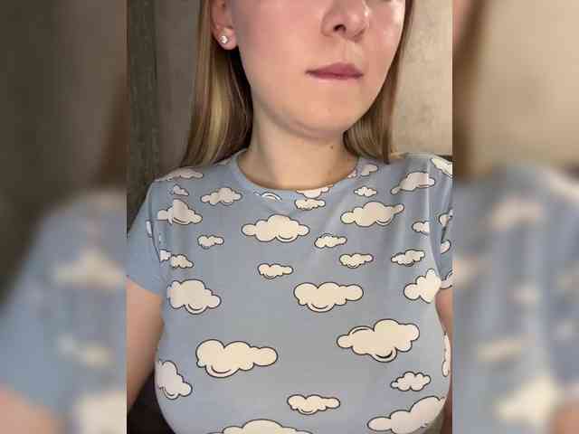 AlinaRay webcam