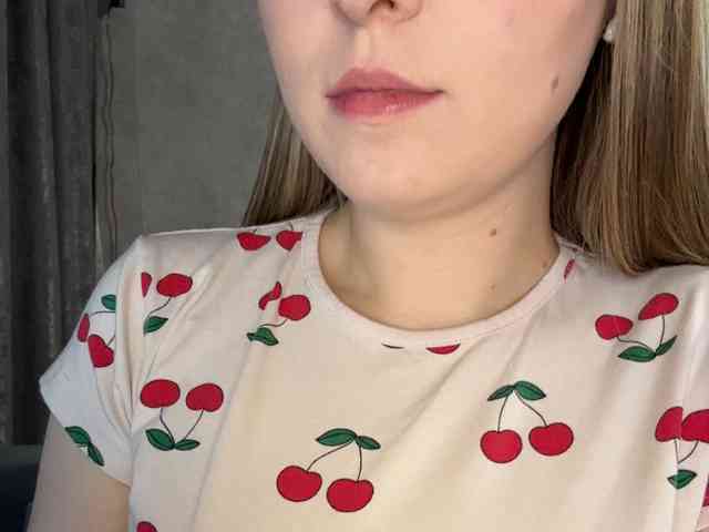 AlinaRay webcam