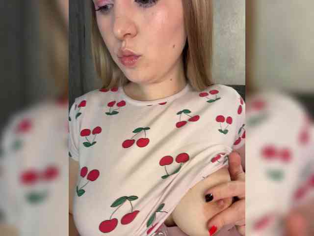 AlinaRay webcam