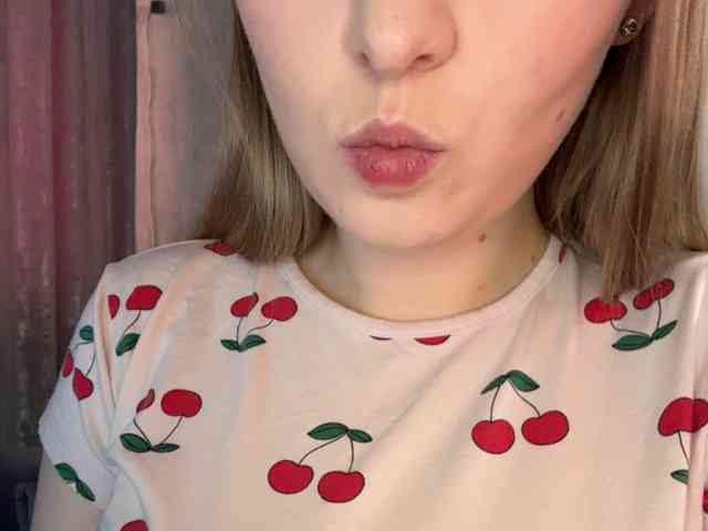 AlinaRay webcam