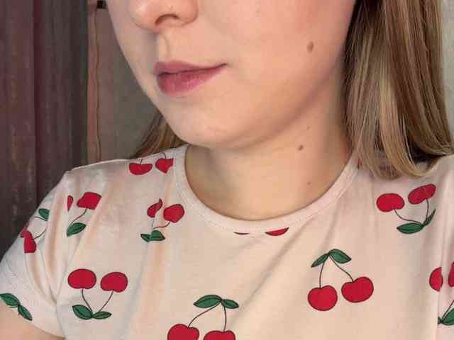 Модель: AlinaRay