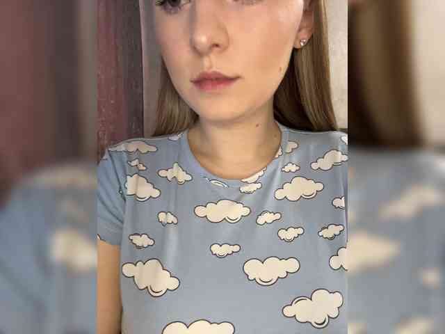 AlinaRay webcam