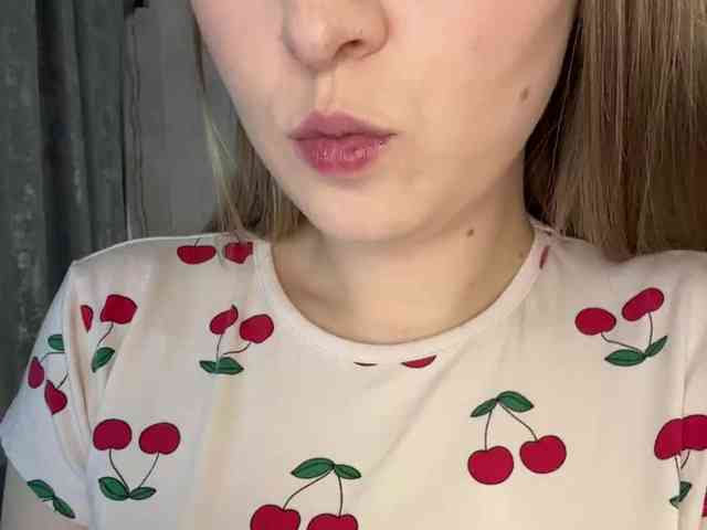 AlinaRay webcam
