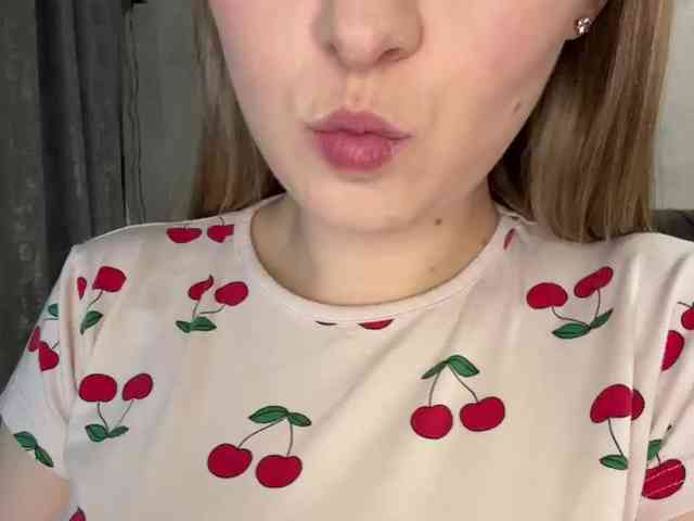 AlinaRay webcam