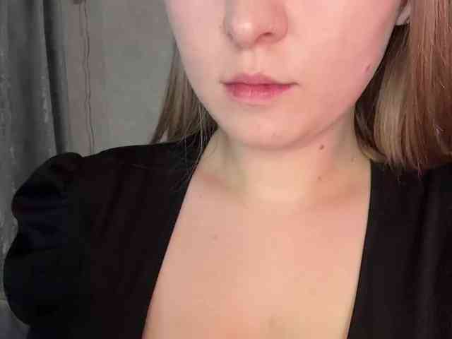 AlinaRay webcam