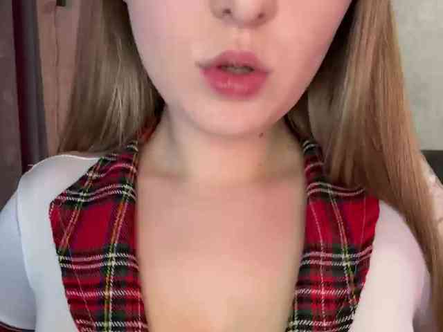 AlinaRay webcam