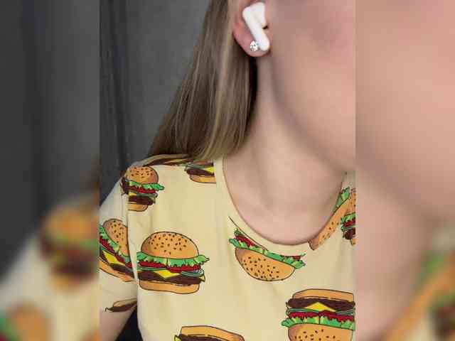 AlinaRay webcam