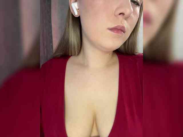 AlinaRay webcam