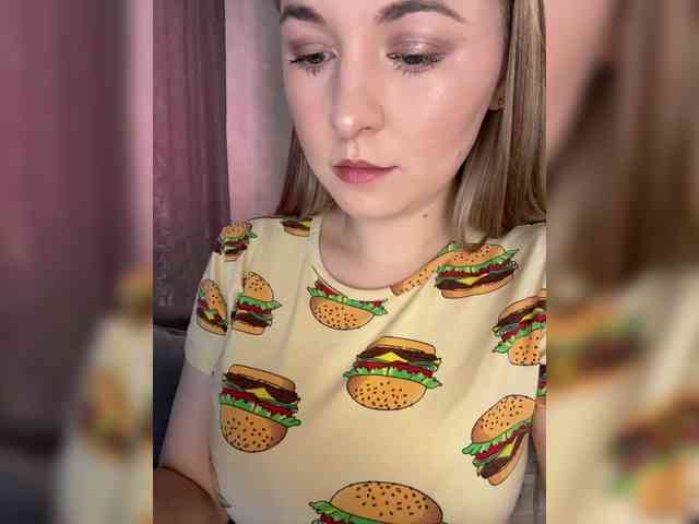 AlinaRay webcam