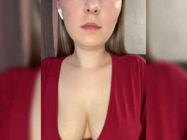 AlinaRay webcam