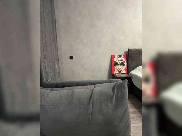 AlinaRay webcam