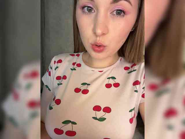 AlinaRay webcam