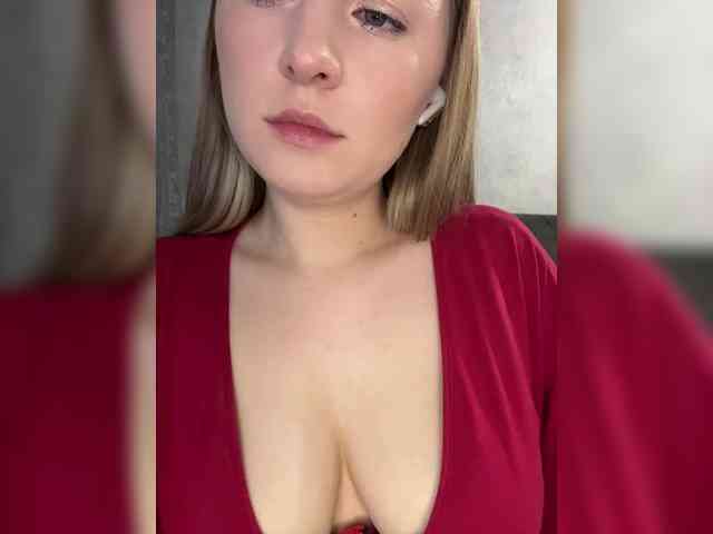 AlinaRay webcam
