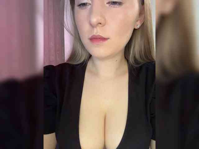 AlinaRay webcam