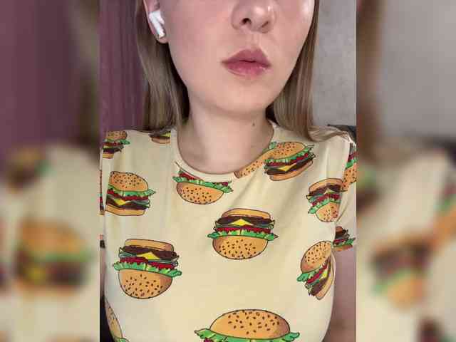 AlinaRay webcam
