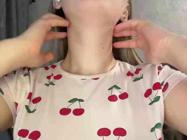 AlinaRay webcam
