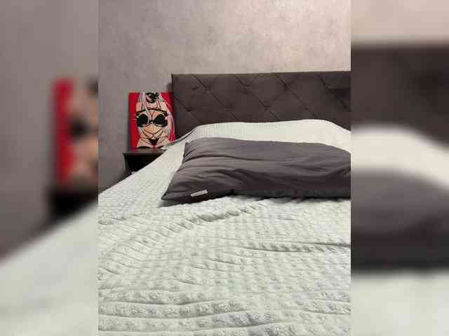 AlinaRay webcam