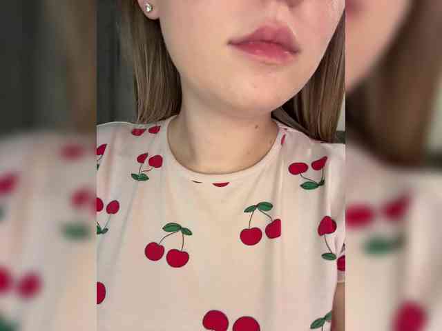 AlinaRay webcam