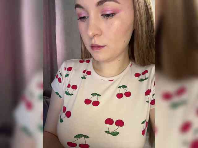 Ce modèle est en direct maintenant. Peach--Alice