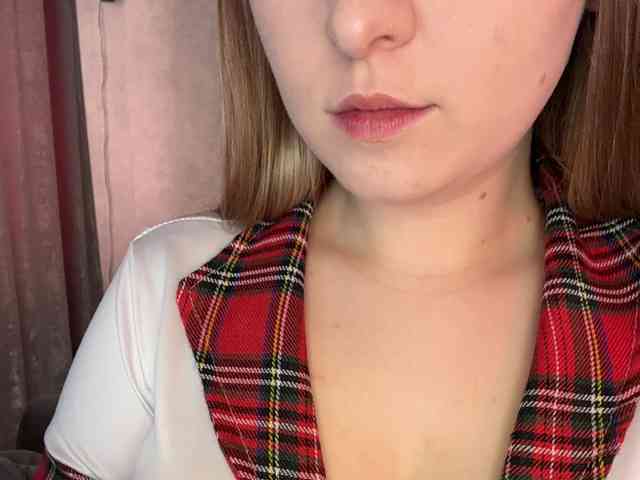 AlinaRay webcam