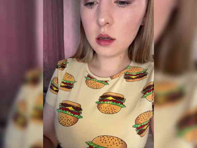 AlinaRay webcam