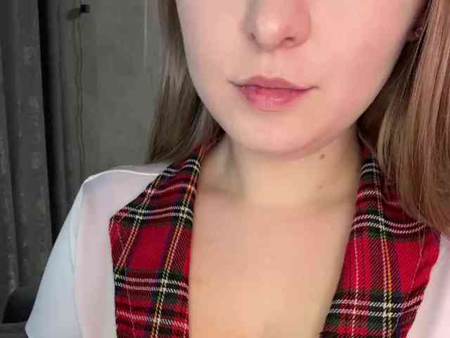 AlinaRay webcam