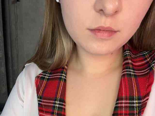 AlinaRay webcam