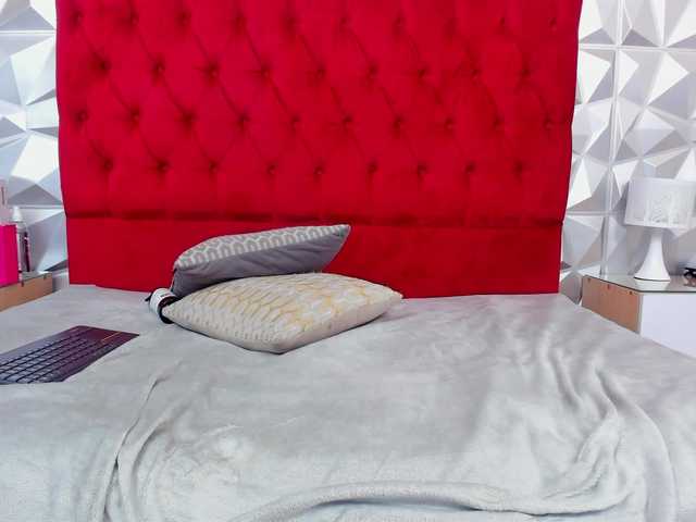 steacy-19 live cam on BongaCams