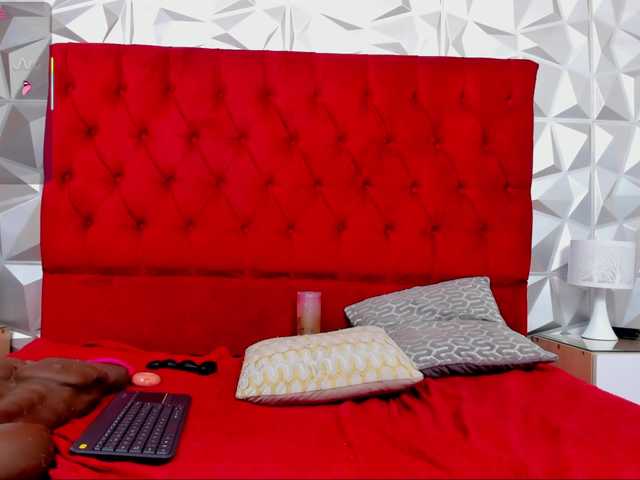 steacy-19's BongaCams show and profile