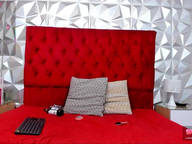 steacy-19's BongaCams show and profile