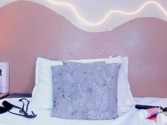 NatashaJurado live cam preview