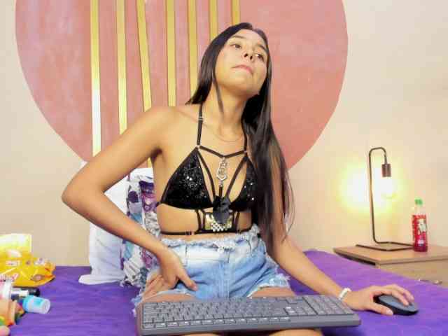 NatashaJurado webcam