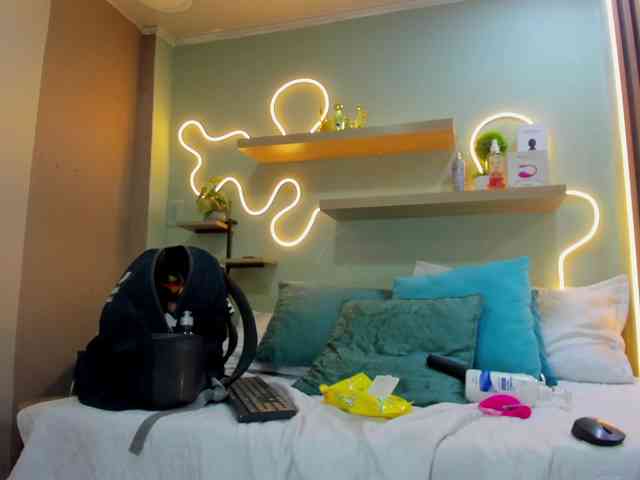 NatashaJurado webcam