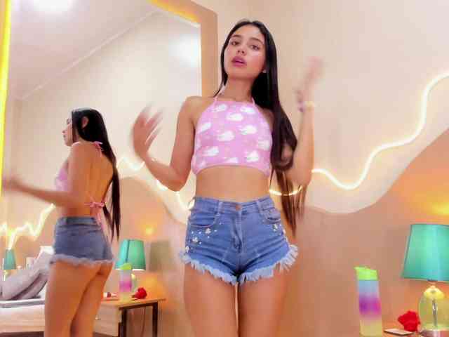 NatashaJurado webcam