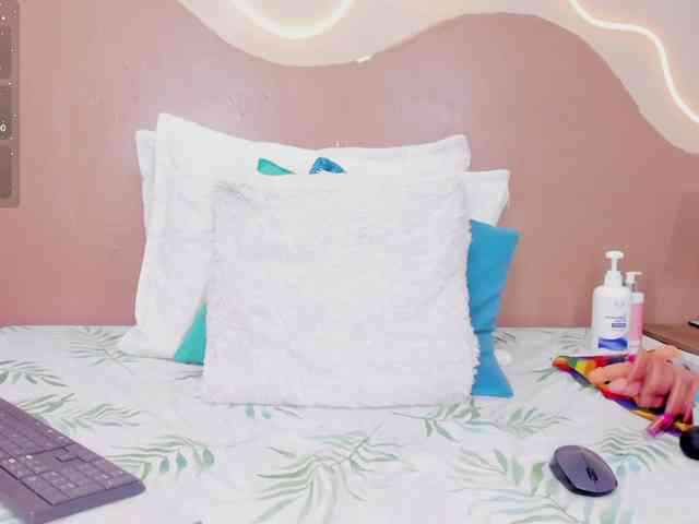 NatashaJurado webcam