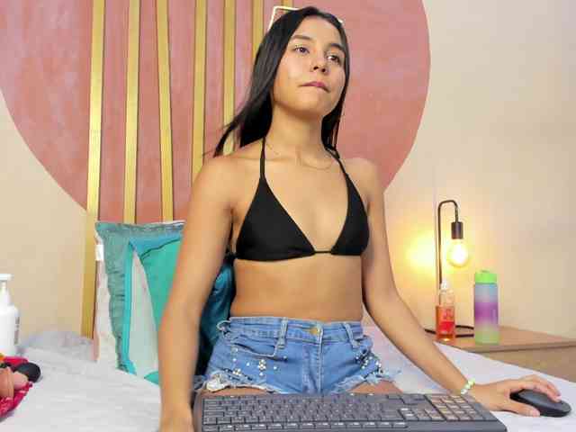 NatashaJurado webcam