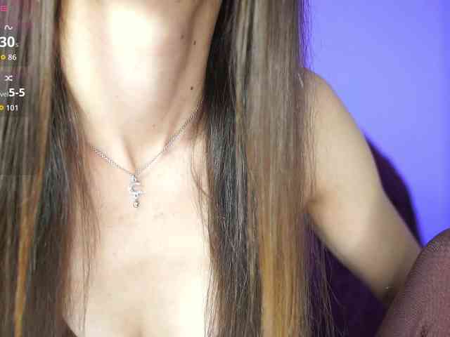 Miss-Bia webcam