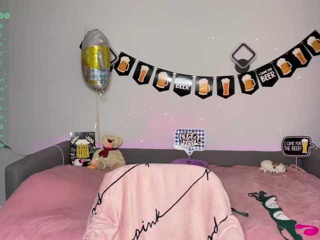 CherryCutee live cam preview