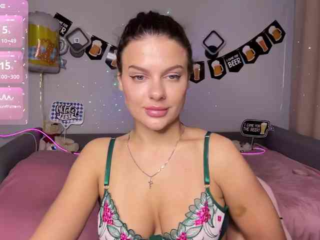 CherryCutee webcam
