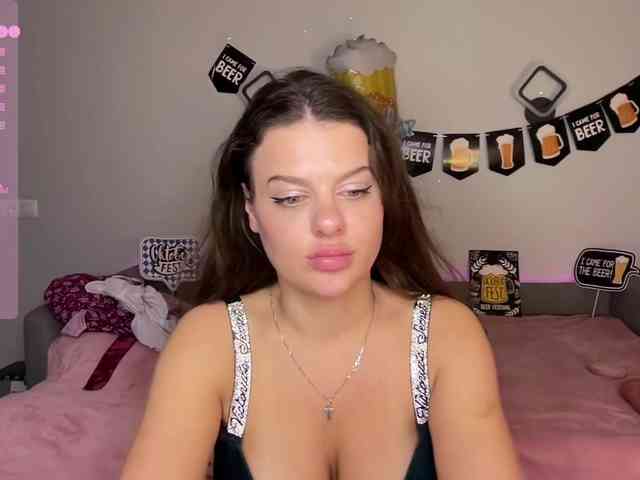 CherryCutee webcam