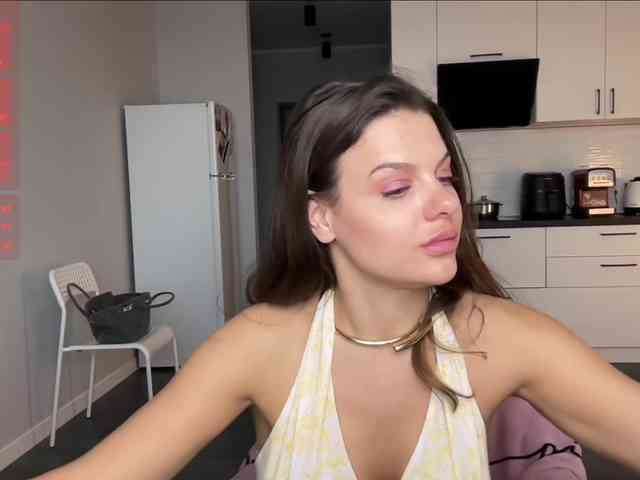CherryCutee webcam