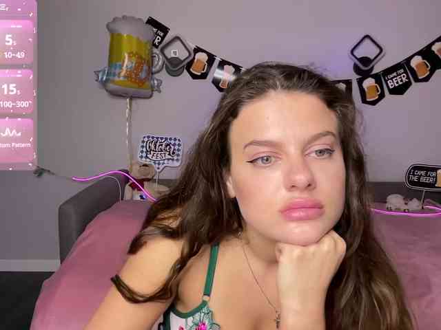 CherryCutee webcam