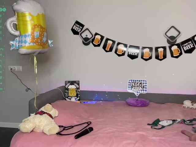 CherryCutee webcam